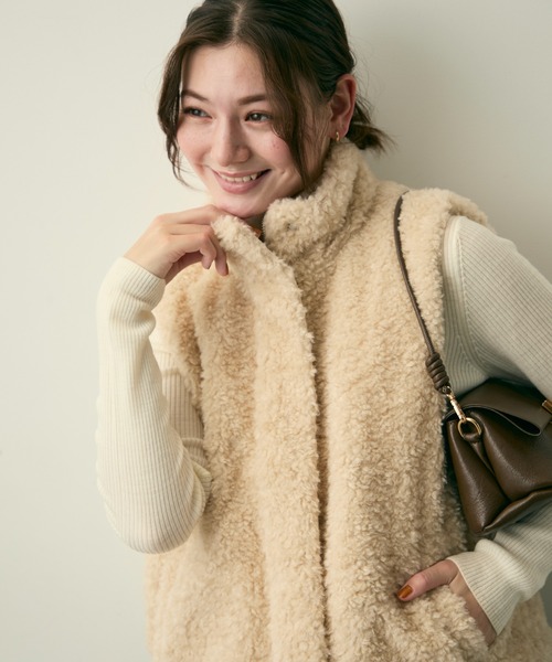 Lunea（ルネア）の「ノースリーブボアジャケット（その他アウター・レディース・アイボリー/ブラウン・FREE）」の19枚目の写真