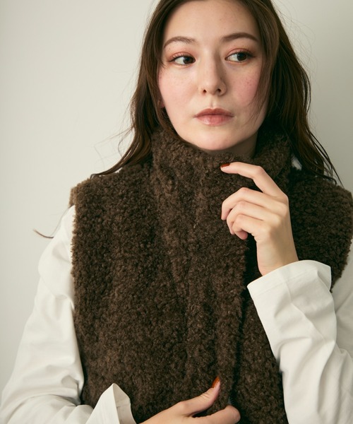 Lunea（ルネア）の「ノースリーブボアジャケット（その他アウター・レディース・アイボリー/ブラウン・FREE）」の6枚目の写真