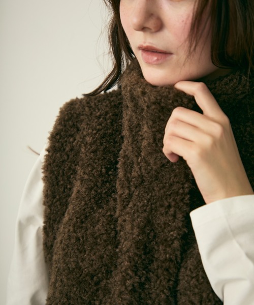 Lunea（ルネア）の「ノースリーブボアジャケット（その他アウター・レディース・アイボリー/ブラウン・FREE）」の7枚目の写真