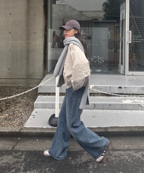 COLONY 2139（コロニートゥーワンスリーナイン）の「ピーチボンバージャケット（ブルゾン・レディース・ベージュ/アイボリー・FREE）」の5枚目の写真