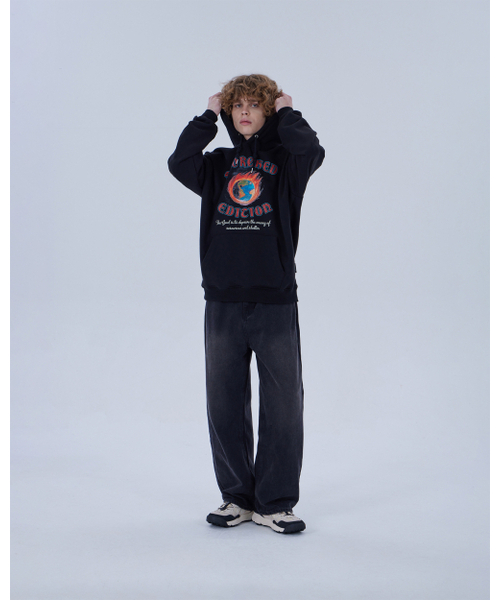 DYSFUNCT（ディスファンクト）の「BURNING EARTH HOODIE (BLACK)（パーカー・メンズ・その他・MEDIUM/LARGE）」の7枚目の写真