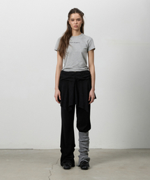 THREE TO EIGHTY（スリートゥエイティー）の「PIN-TUCK BOOTCUT SKRIT PANTS BLACK（その他パンツ）」