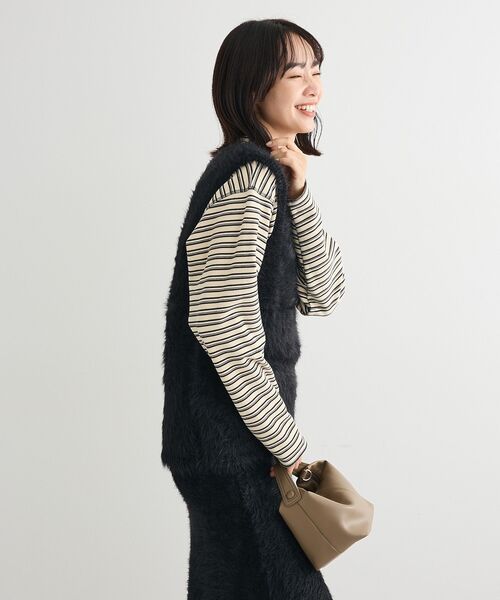 Green Parks(グリーンパークス)の「・Petit Fleur シャギーニットベスト(ベスト・レディース・チャコールグレー/ブラック/アイボリー・FREE)」の11枚目の写真