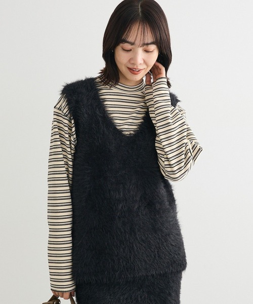 Green Parks(グリーンパークス)の「・Petit Fleur シャギーニットベスト(ベスト・レディース・チャコールグレー/ブラック/アイボリー・FREE)」の2枚目の写真