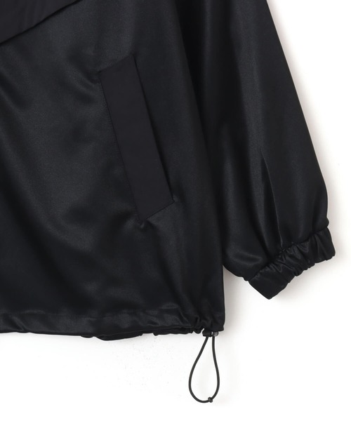 NIKE（ナイキ）の「NIKE AS W NSW OS HOODED WR JKT MOD / ナイキ ウィメンズ NSW OS WR フーディ ジャケット MOD 【SP】（その他アウター・レディース・ブラック/グリーン・S/M/L）」の7枚目の写真