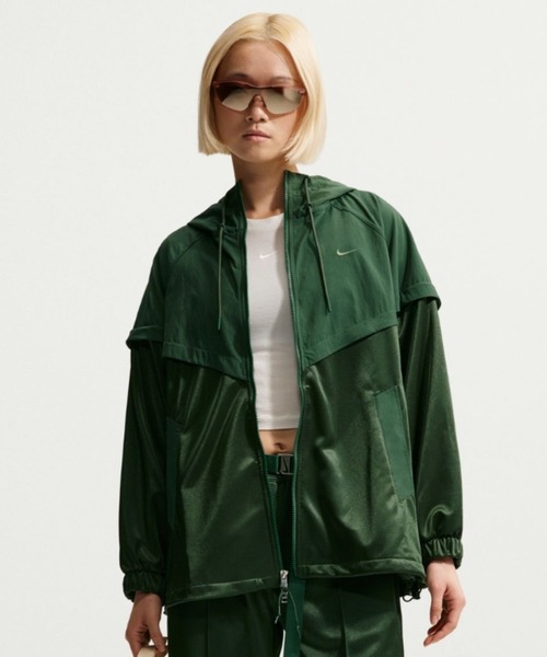 NIKE（ナイキ）の「NIKE AS W NSW OS HOODED WR JKT MOD / ナイキ ウィメンズ NSW OS WR フーディ ジャケット MOD 【SP】（その他アウター・レディース・ブラック/グリーン・S/M/L）」の13枚目の写真