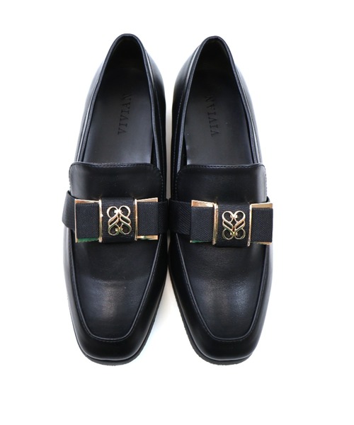 VIVIAN（ヴィヴィアン）の「ゴールドモノグラムリボンローファー（ローファー・レディース・アイボリー/ブラック/クリアブラック・M/S/LL/L）」の9枚目の写真