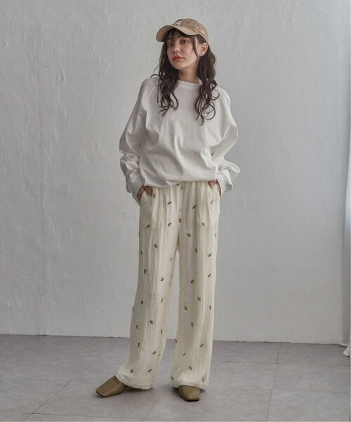 notch.(ノッチ)の「小花刺繍ルーズパンツ(その他パンツ・レディース・ブラック/オフホワイト・M)」の7枚目の写真