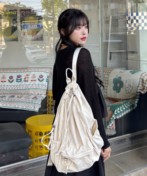 MASMARULEZ（マスマルールズ）の「[INT] Mixed Easy Draw Backpack _ Pure cream（バックパック/リュック・レディース・その他・FREE）」の2枚目の写真