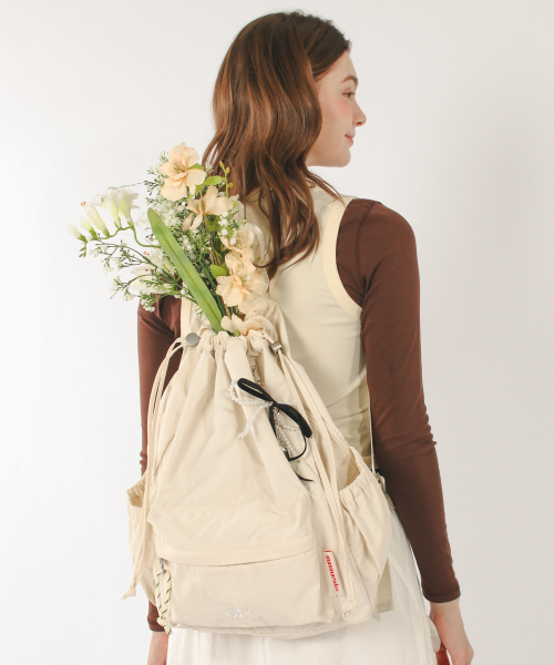 MASMARULEZ（マスマルールズ）の「[INT] Mixed Easy Draw Backpack _ Pure cream（バックパック/リュック・レディース・その他・FREE）」の8枚目の写真