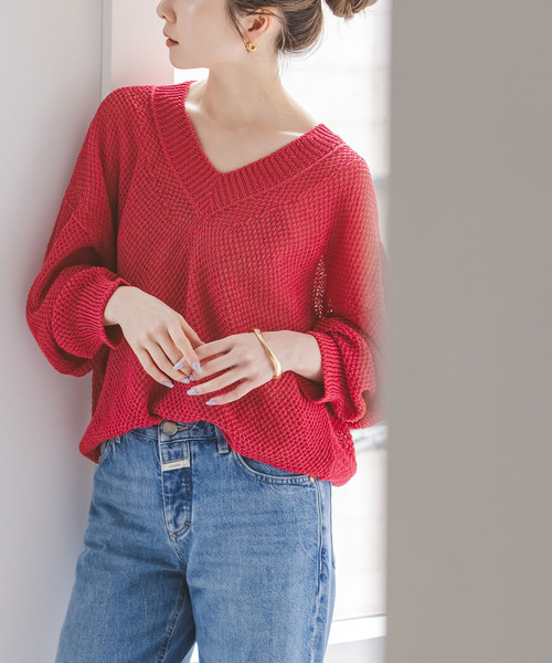 Noble(ノーブル)の「ペーパーヤーンVネック プルオーバー(ニット/セーター・レディース・チャコールグレー/イエロー/ホワイト/ピンク・FREE)」の14枚目の写真