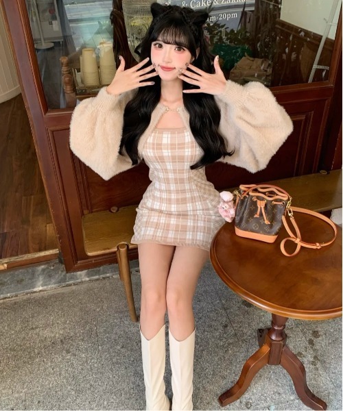 gossip!ロサンゼルス(ゴシップロサンゼルス)の「Y2K レトロ チェックキャミワンピ 韓国風(ワンピース・レディース・チェック・M)」の6枚目の写真