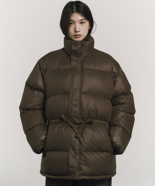 NICK&NICOLE(ニックアンドニコール)の「NICOLE WAIST MINIMAL PADDING_BROWN(ダウンジャケット/コート・レディース・その他・FREE)」の1枚目の写真