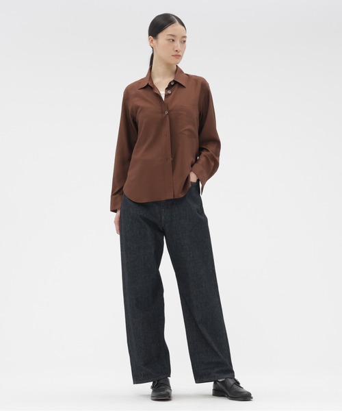 MARGARET HOWELL(マーガレットハウエル)の「LIGHT DENIM(デニムパンツ・レディース・インディゴブルー・3/2/1)」の2枚目の写真