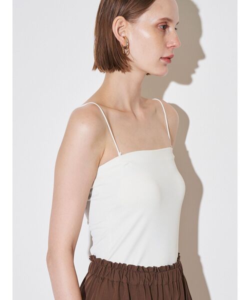 ELENDEEK(エレンディーク)の「ベアパッドキャミソール(キャミソール・レディース・オフホワイト/ブラック/ブラウン・FREE)」の5枚目の写真