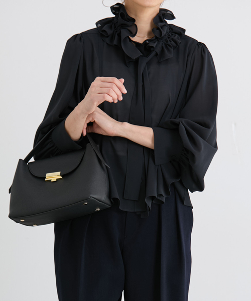 IENA（イエナ）の「《WEB限定/追加》PUNTI./プンティ MAGNOLIA HAND ハンドバッグ（ハンドバッグ・レディース・ブラック・FREE）」の8枚目の写真