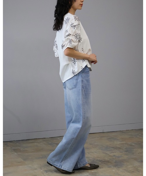 Doumoi(ドゥモエ)の「刺繍ラグランスリーブ プルオーバー(Tシャツ/カットソー・レディース・ブラック/ホワイト・FREE)」の8枚目の写真