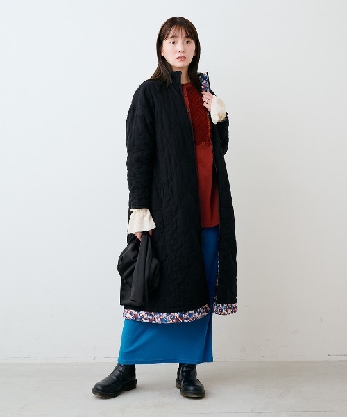 mensha!(メンシャ)の「mensha! ガーゼキルティングとヴィンテージ柄のリバーシブルコート(マフラー付き)〈花×ブラック〉(その他アウター・レディース・ブラック系その他・M/L)」の10枚目の写真