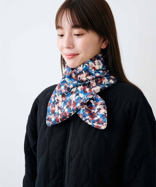 mensha!(メンシャ)の「mensha! ガーゼキルティングとヴィンテージ柄のリバーシブルコート(マフラー付き)〈花×ブラック〉(その他アウター・レディース・ブラック系その他・M/L)」の20枚目の写真