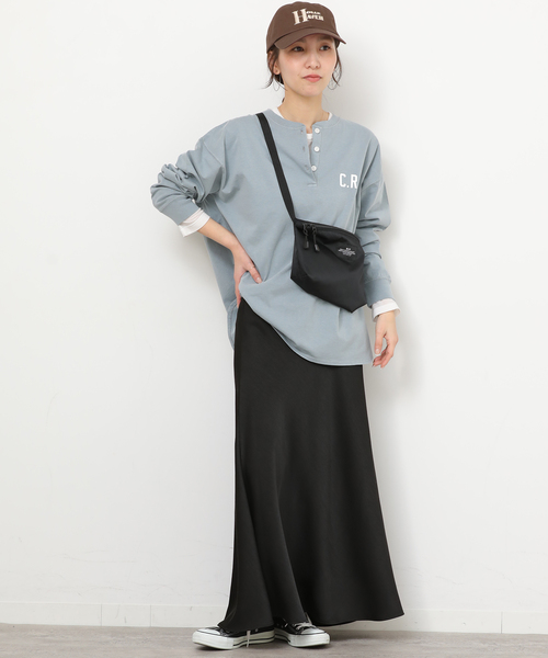 JOURNAL STANDARD relume（ジャーナルスタンダード　レリューム）の「バイアスサテンスカート（スカート・レディース・ブラック/ベージュ・FREE）」の14枚目の写真