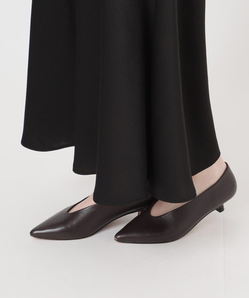 JOURNAL STANDARD relume（ジャーナルスタンダード　レリューム）の「バイアスサテンスカート（スカート・レディース・ブラック/ベージュ・FREE）」の9枚目の写真