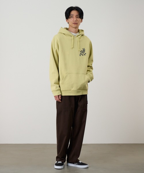 Gramicci（グラミチ）の「RUNNING MAN HOODED SWEATSHIRT｜ランニングマンフーデッドスウェットシャツ（パーカー・メンズ・ライム/レッド/ヘザーグレー/ブラック・S/M/L/XL/XXL）」の5枚目の写真