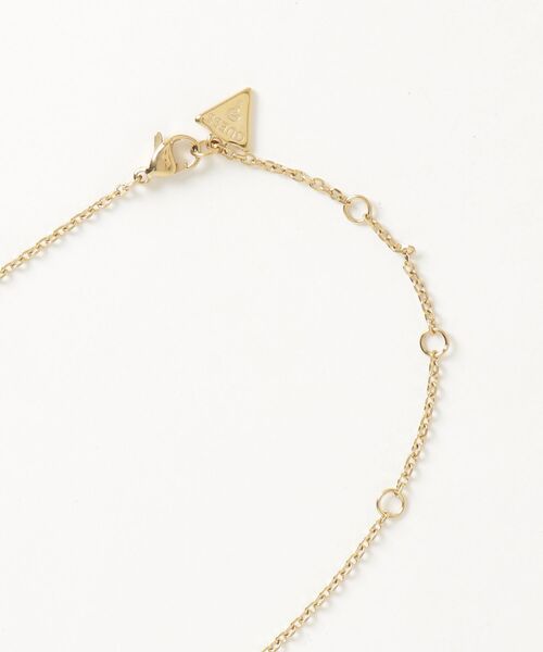 Guess(ゲス)の「BY YOUR SIDE 16-18" Heart Charms Necklace アクセサリー ネックレス(ネックレス・レディース・ゴールド/シルバー・ONE SIZE)」の3枚目の写真