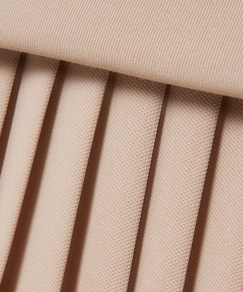 LACOSTE（ラコステ）の「プリーツスカート切り替えスウェットドレス（ワンピース・レディース・ダークブラウン/ベージュ・40/38/36/34）」の6枚目の写真