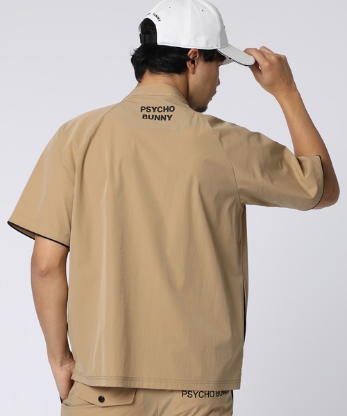 Psycho Bunny（サイコバニー）の「[GOLF]パイピングライン ナイロンショルダージップラグランTシャツ（Tシャツ/カットソー・メンズ・ベージュ/ネイビー/ブラック・MEDIUM/XX-LARGE/X-LARGE/LARGE）」の13枚目の写真