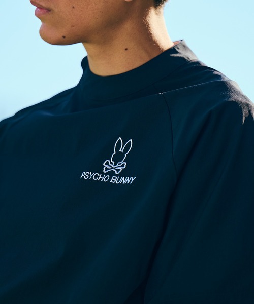 Psycho Bunny（サイコバニー）の「[GOLF]パイピングライン ナイロンショルダージップラグランTシャツ（Tシャツ/カットソー・メンズ・ベージュ/ネイビー/ブラック・MEDIUM/XX-LARGE/X-LARGE/LARGE）」の4枚目の写真