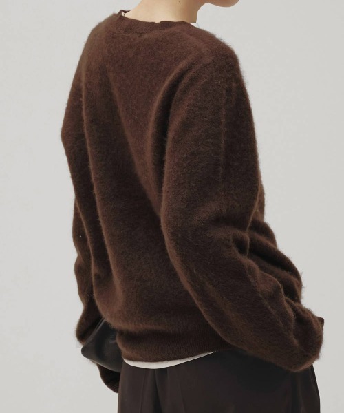 TODAYFUL(トゥデイフル)の「TODAYFUL Woolcashmere Vneck Knit ウールカシミアVネックニット/12620508(ニット/セーター・レディース・ブラウン/ブラック/チャコールグレー・ONE SIZE)」の4枚目の写真