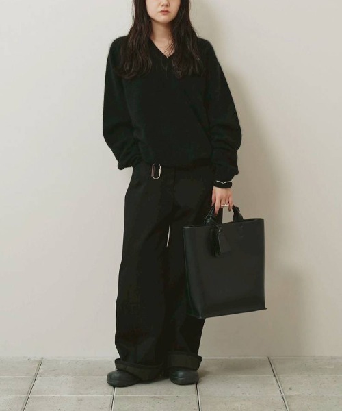 TODAYFUL(トゥデイフル)の「TODAYFUL Woolcashmere Vneck Knit ウールカシミアVネックニット/12620508(ニット/セーター・レディース・ブラウン/ブラック/チャコールグレー・ONE SIZE)」の22枚目の写真