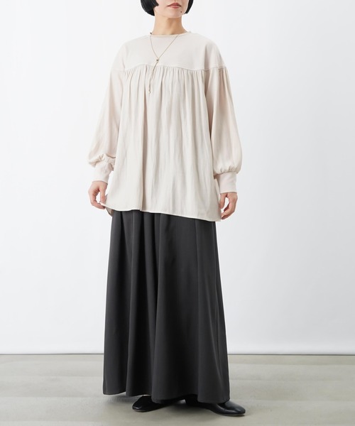 LUCA/LADY LUCK LUCA（ルカ/レディラックルカ）の「LC/LLL 異素材クルーネックプルオーバー（Tシャツ/カットソー・レディース・アイボリー/ブラック・FREE）」の10枚目の写真