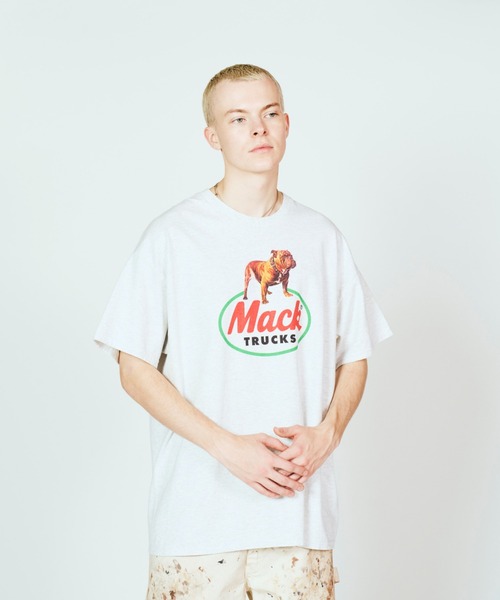 MACK TRUCKS（マックトラックス）の「MACK TRUCKS マックトラック / 70s crew tee（Tシャツ/カットソー・メンズ・アッシュグレー/ホワイト/スミクロ・X-LARGE/LARGE/MEDIUM/SMALL）」の2枚目の写真