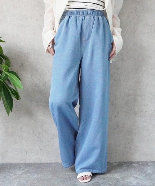 SELECT LEVERY(セレクトリベリー)の「やわらかガーゼデニムワイドパンツ(デニムパンツ・レディース・ワンウォッシュ/ブルー/ライトブルー・MEDIUM/SMALL/X-LARGE/LARGE)」の1枚目の写真