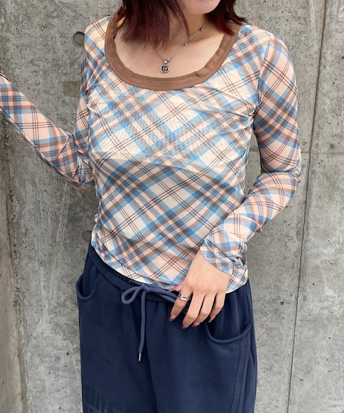 ROGER AND RAW（ロジャーアンドロウ）の「チェック柄シャーリングシアートップス（Tシャツ/カットソー・レディース・ブルー/ピンク・FREE）」の19枚目の写真