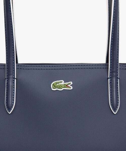 LACOSTE（ラコステ）の「L.12.12 コンセプトシーズナル ストライプ鹿の子トートバッグ（トートバッグ・レディース・ネイビー・FREE）」の6枚目の写真