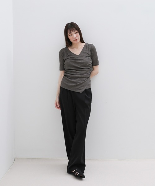 select MOCA(セレクトモカ)の「ドレープカシュクールシアーTシャツ(Tシャツ/カットソー・レディース・ブラック/アイボリー/グレー・FREE)」の17枚目の写真