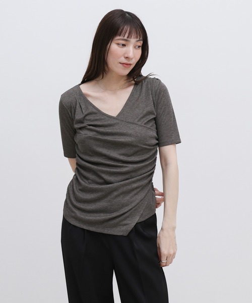 select MOCA(セレクトモカ)の「ドレープカシュクールシアーTシャツ(Tシャツ/カットソー・レディース・ブラック/アイボリー/グレー・FREE)」の22枚目の写真