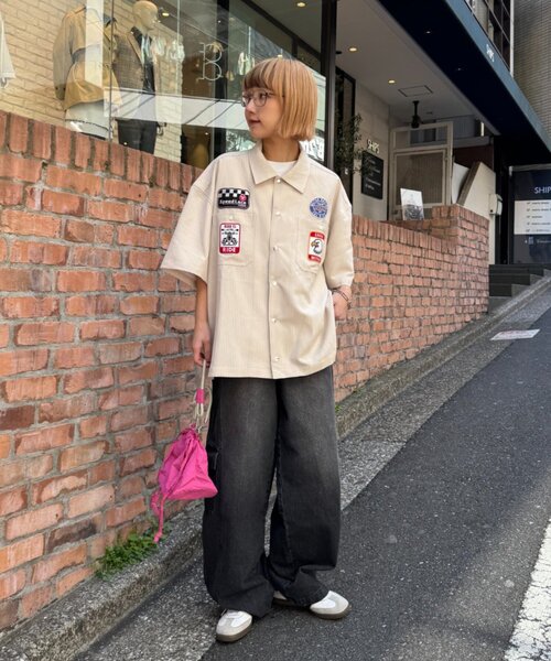 SOUNDSGOOOOD（サウンズグッド）の「【SOUNDS GOOOOD】ワッペンストライプシャツ（シャツ/ブラウス・レディース・ネイビー/オフホワイト・ONE SIZE）」の7枚目の写真