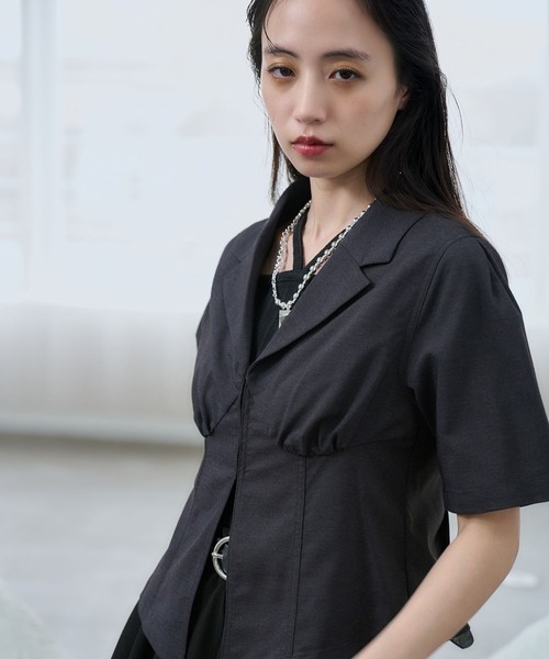 HARE(ハレ)の「コンパクトVネックブラウス(HARE)(シャツ/ブラウス・レディース・ネイビー/ブラック・FREE)」の13枚目の写真