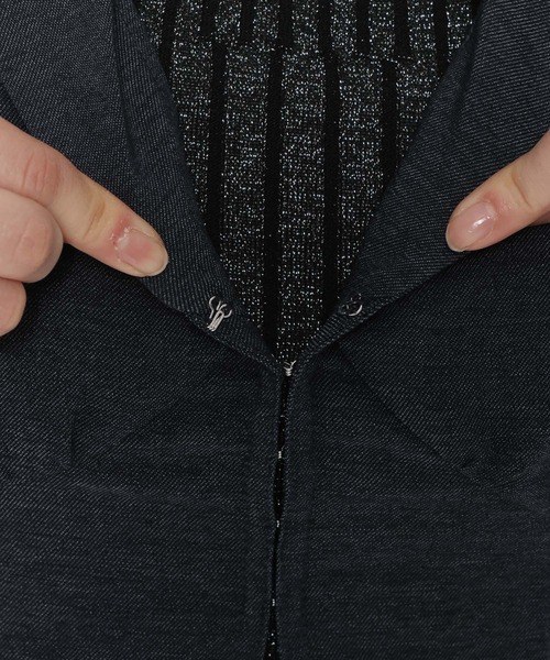 HARE(ハレ)の「コンパクトVネックブラウス(HARE)(シャツ/ブラウス・レディース・ネイビー/ブラック・FREE)」の19枚目の写真