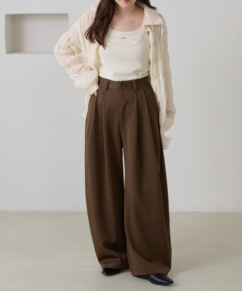 apres jour clair(アプレジュールクレア)の「【3サイズ展開】【apres jour clair】プレート付きレイヤードキャミ/ブラトップ(キャミソール・レディース・アイボリー/ブラウン系その他/ブラック/杢グレー/ネイビー/ブラウン/ボルドー/ホワイト系その他・SMALL/LARGE/MEDIUM)」の14枚目の写真