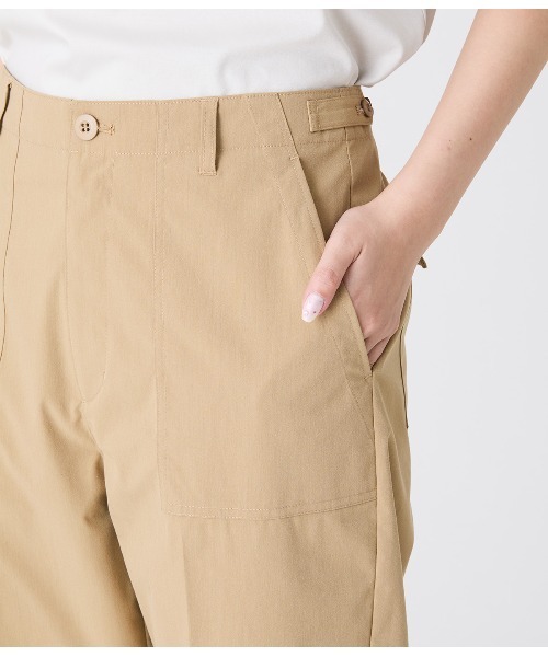 Park Slope NEWYORKER(パークスロープニューヨーカー)の「【ストレッチ】ベイカーパンツ(その他パンツ・レディース・カーキ/ベージュ・L/M)」の13枚目の写真