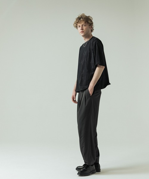 SLICK（スリック）の「【SLICK/スリック】Abstract Jacquard T-shirt/アブストラクトジャカードTシャツ（Tシャツ/カットソー・メンズ・パープル/グレイッシュベージュ/ブラック・3/2/1）」の10枚目の写真