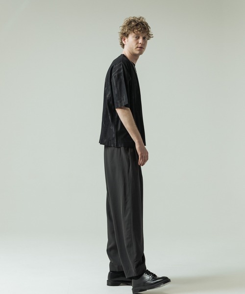 SLICK（スリック）の「【SLICK/スリック】Abstract Jacquard T-shirt/アブストラクトジャカードTシャツ（Tシャツ/カットソー・メンズ・パープル/グレイッシュベージュ/ブラック・3/2/1）」の12枚目の写真