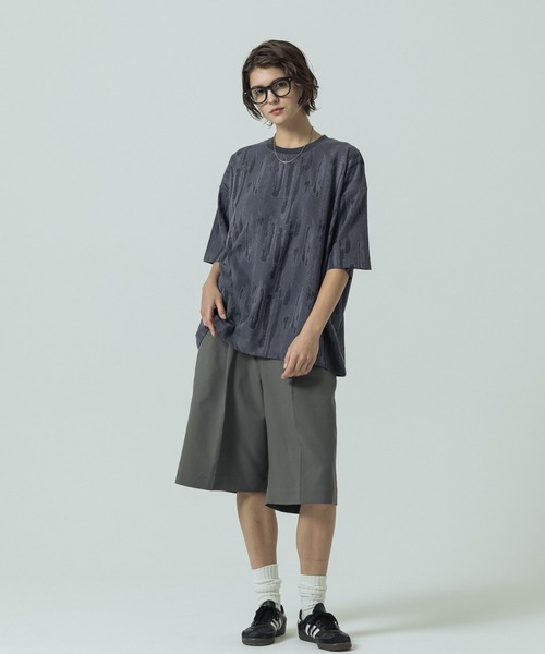 SLICK（スリック）の「【SLICK/スリック】Abstract Jacquard T-shirt/アブストラクトジャカードTシャツ（Tシャツ/カットソー・メンズ・パープル/グレイッシュベージュ/ブラック・3/2/1）」の19枚目の写真