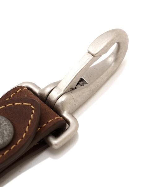 AVIREX（アヴィレックス）の「OILED COW KEY HOLDER / オイルド カウ キーホルダー / AVIREX / アヴィレックス（キーホルダー・メンズ・ブラウン・F）」の10枚目の写真