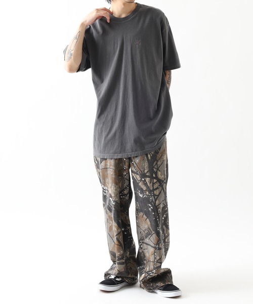 &soiree(アンドソワレ)の「&soiree ピグメントプリントTシャツ(メッセージロゴ) 半袖(Tシャツ/カットソー・レディース・ブラック/アイボリー/ブルー・M)」の20枚目の写真