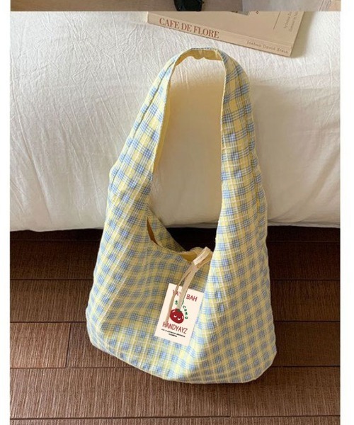 Ritzy(リッツィー)の「軽量 チェック柄 大容量ショルダーバッグ(ショルダーバッグ・レディース・グリーン/ピンク・FREE)」の10枚目の写真